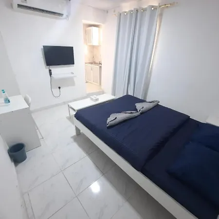 Lux Full Apartment 306